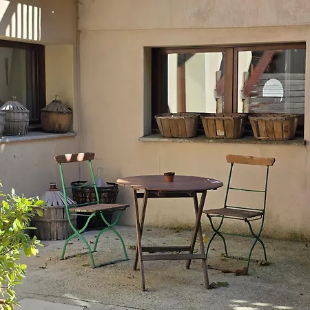 Hotel Logis Le Moulin De La Pipe 3*