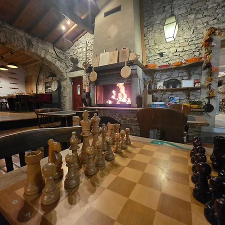 Logis Le Moulin De La Pipe 3*