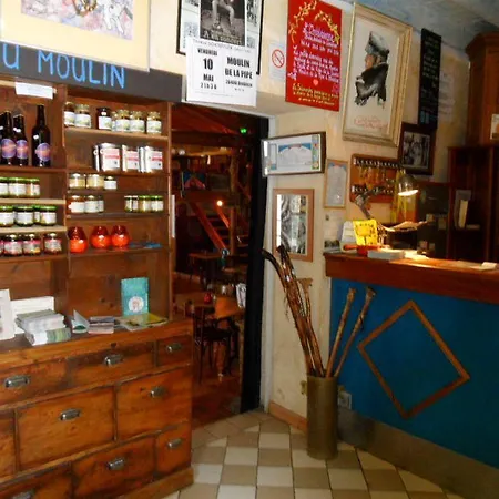 Hotel Le Moulin De La Pipe - Logis Restaurant