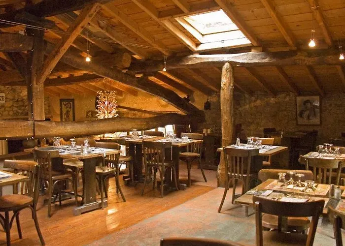 Le Moulin De La Pipe Hotel 3*