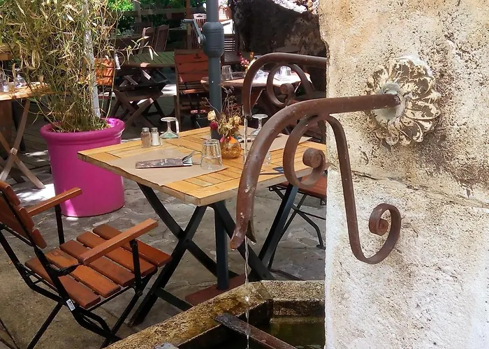 Le Moulin De La Pipe - Logis Restaurant Hotel Plan-de-Baix